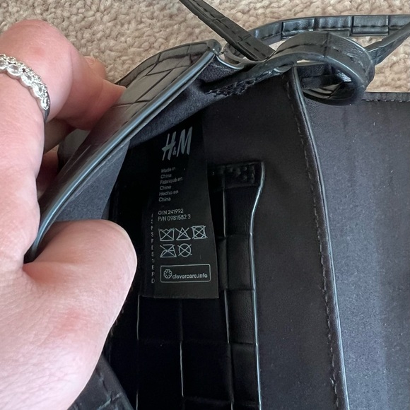 H&M Mini Leather Purse - Picture 3 of 4